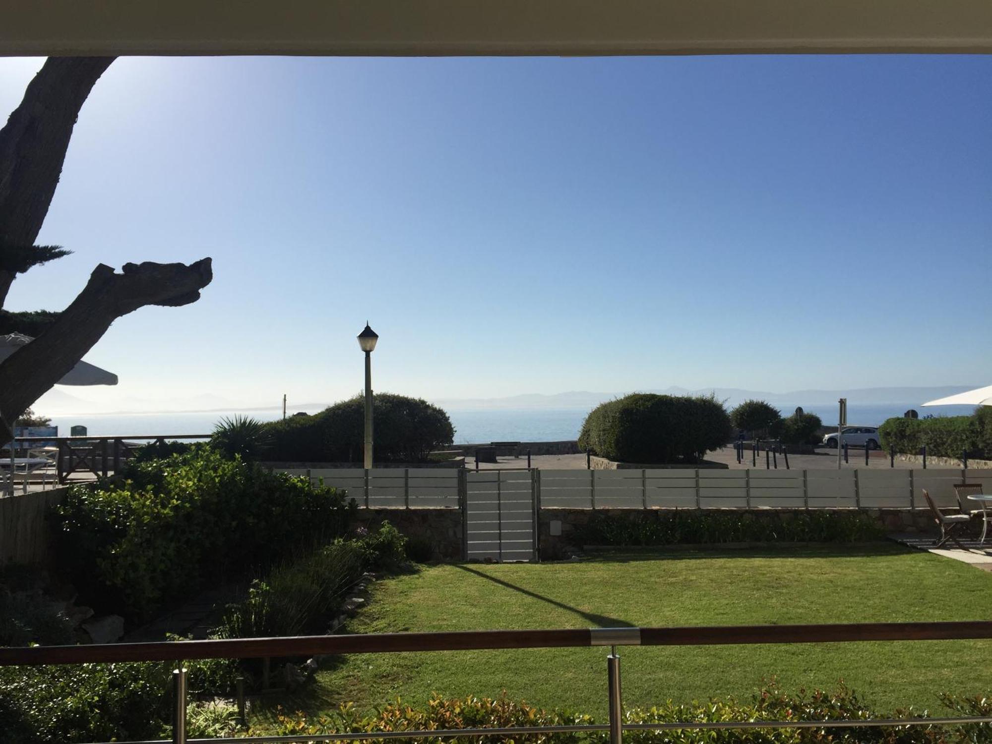 74 On Marine Apartamento Hermanus Quarto foto